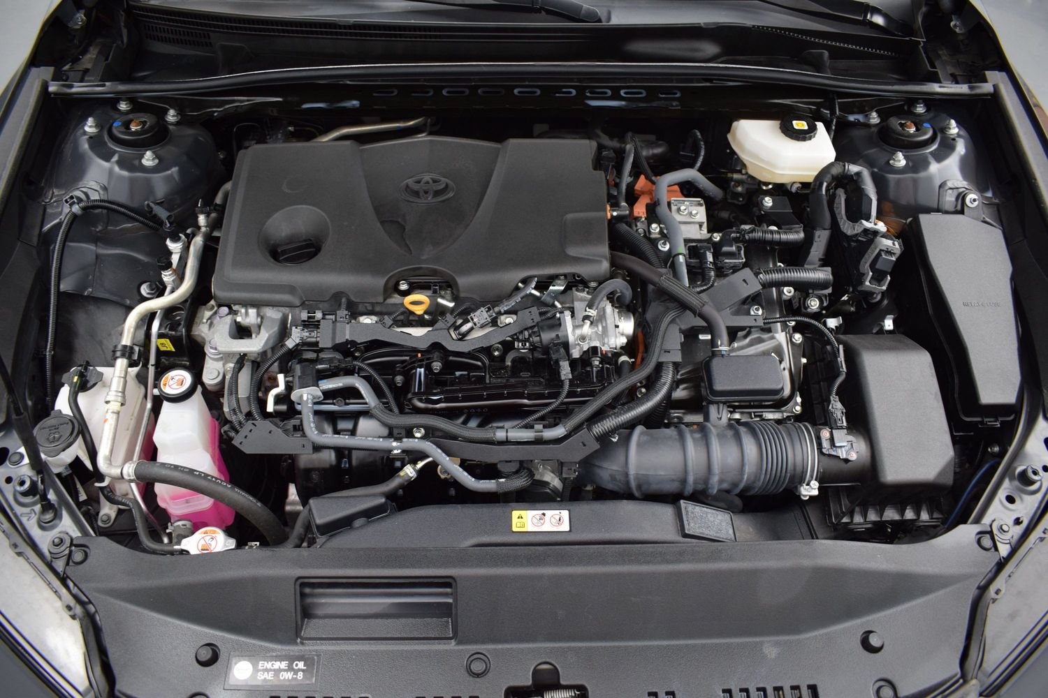 Used 2025 Toyota Camry SE FWD image 9