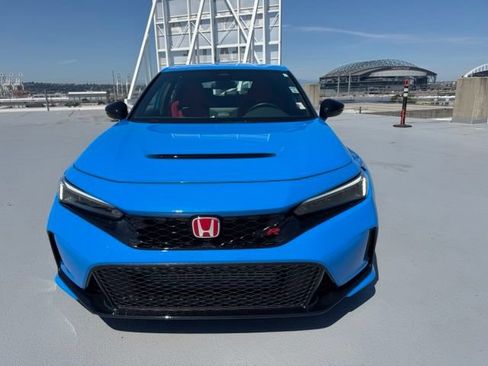 Used 2024 Honda Civic Type R image 8