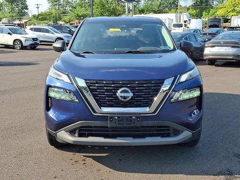 Used 2023 Nissan Rogue S AWD/4WD image 2