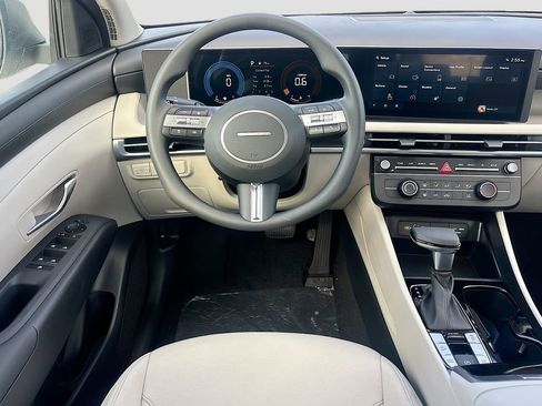 New 2026 Hyundai Tucson SE image 20