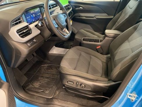 New 2027 Chevrolet Bolt LT w/ Comfort Package FWD image 19