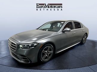 Used 2024 Mercedes-Benz S 580 4MATIC Sedan video 1