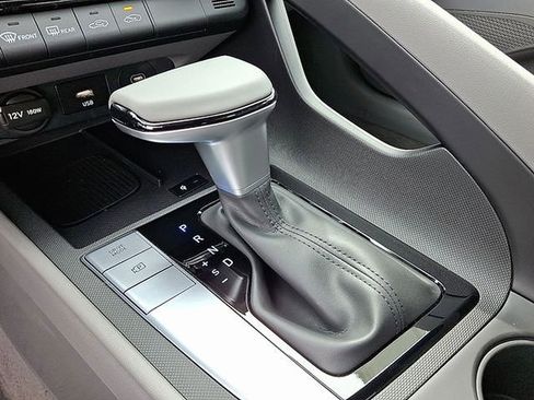 New 2026 Hyundai Elantra Sport image 8