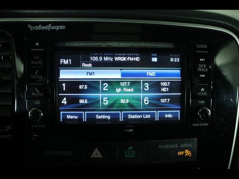 Used 2016 Mitsubishi Outlander SEL AWD/4WD image 22
