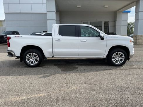 Used 2022 Chevrolet Silverado 1500 LTZ image 6