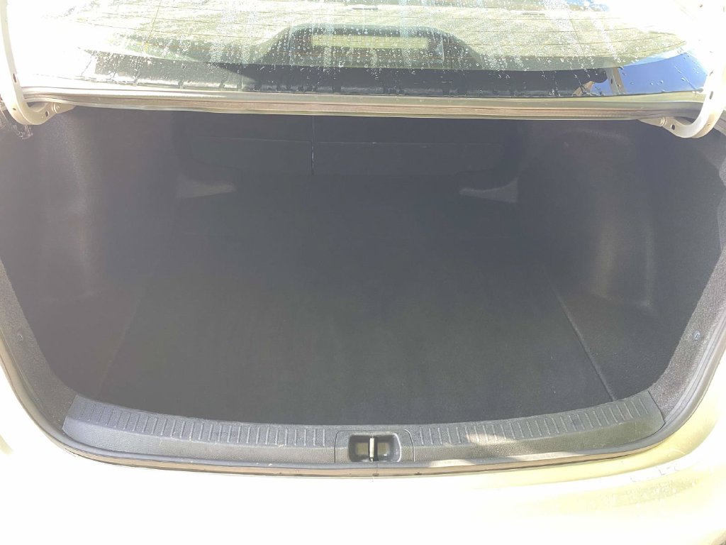 Used 2024 Toyota Corolla LE FWD image 29