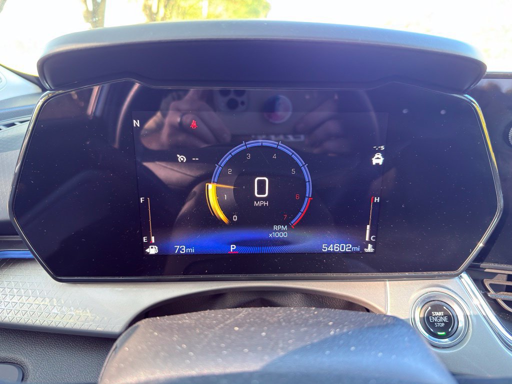 Used 2025 Chevrolet Trax LT FWD image 34