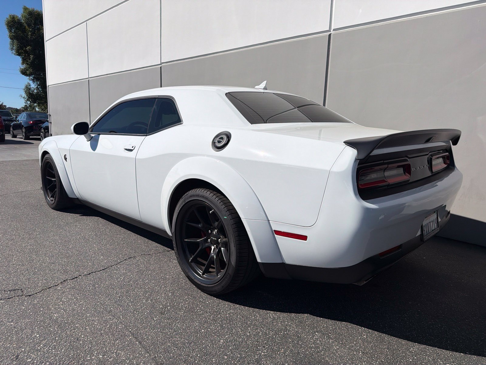 Used 2023 Dodge Challenger SRT Hellcat RWD image 2