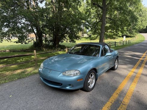 Used 2001 MAZDA MX-5 Miata RWD image 14