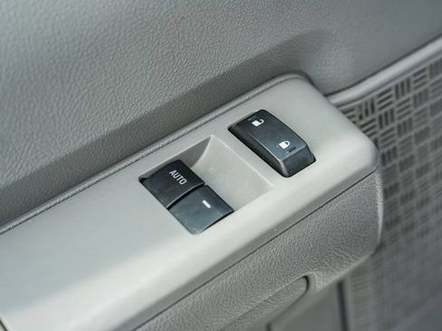 Certified 2021 Ford E-350 and Econoline 350 Super Duty w/ Power Windows & Locks Group RWD image 33