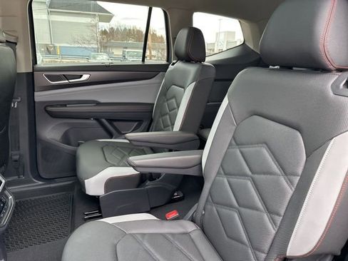 New 2026 Volkswagen Atlas Peak Edition AWD/4WD image 16