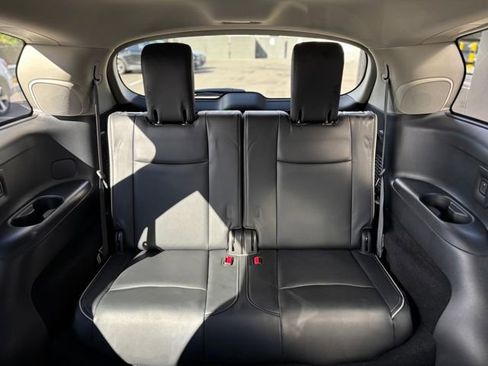 Used 2019 INFINITI QX60 Luxe w/ Essential Package image 87