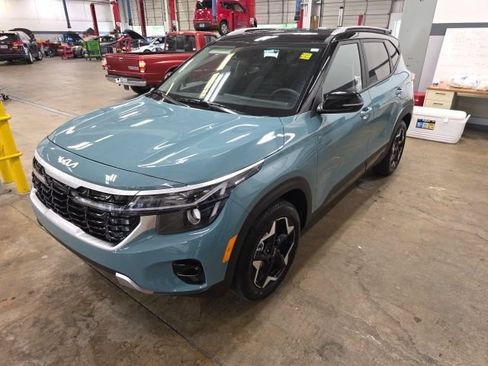 Certified 2026 Kia Seltos S FWD image 3