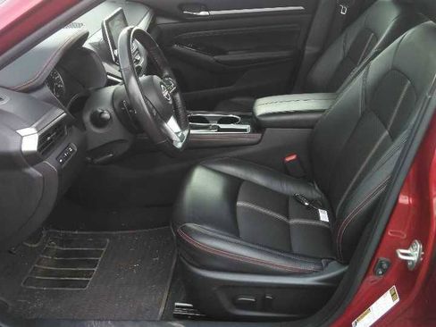 Used 2023 Nissan Altima 2.5 SR image 4