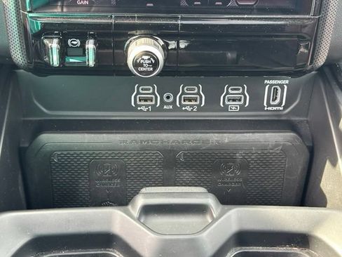 Used 2025 RAM 1500 Limited AWD/4WD image 45