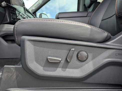 New 2026 Ford F250 Lariat w/ FX4 Off-Road Package image 41