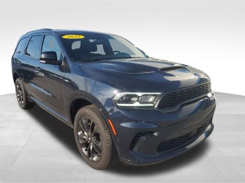 Used 2025 Dodge Durango GT AWD/4WD image 9