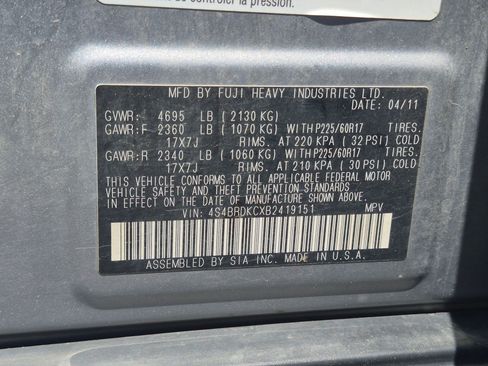 Used 2011 Subaru Outback 3.6R Limited w/ PWR Moonroof Pkg AWD/4WD image 34