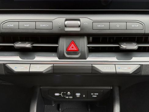 Certified 2025 Kia K4 EX image 17