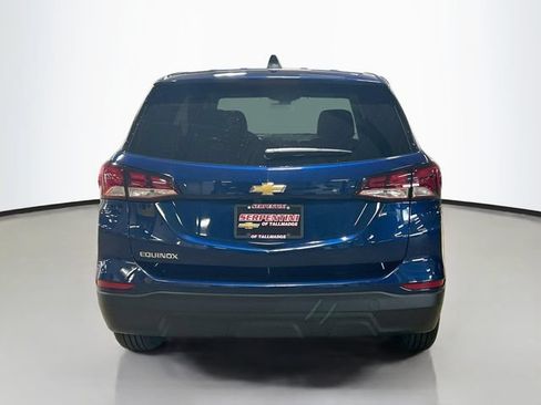 Used 2022 Chevrolet Equinox LS w/ LS Convenience Package FWD image 6