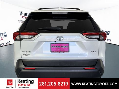 Used 2025 Toyota RAV4 XLE Premium image 6