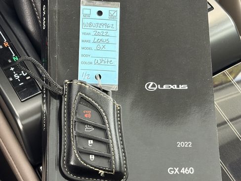 Used 2022 Lexus GX 460 Premium w/ Premium Package AWD/4WD image 41