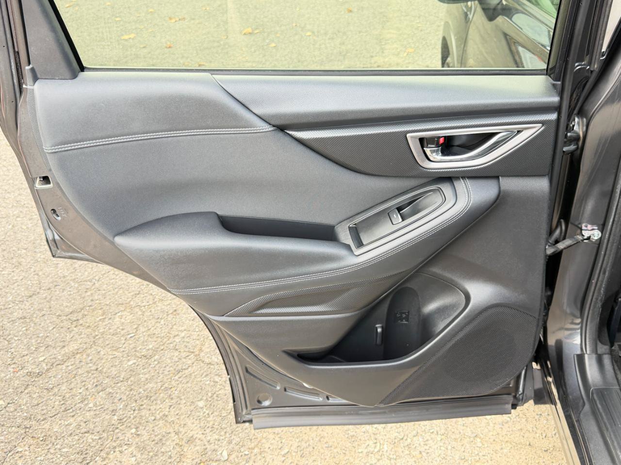 Used 2019 Subaru Forester Premium AWD/4WD image 32