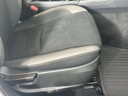Used 2016 Subaru Crosstrek 2.0i Premium AWD/4WD image 23