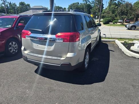 Used 2014 GMC Terrain SLE w/ Convenience Package AWD/4WD image 4