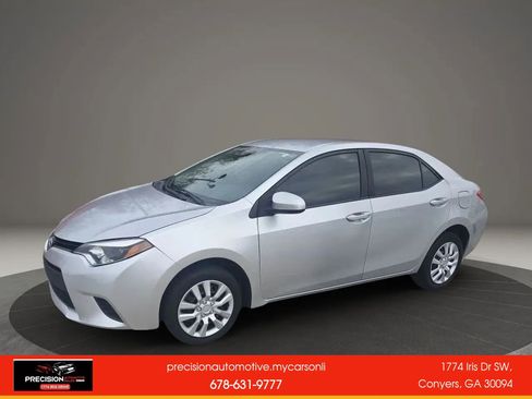 Used 2014 Toyota Corolla LE image 2