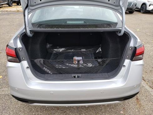 New 2025 Nissan Versa SV image 6