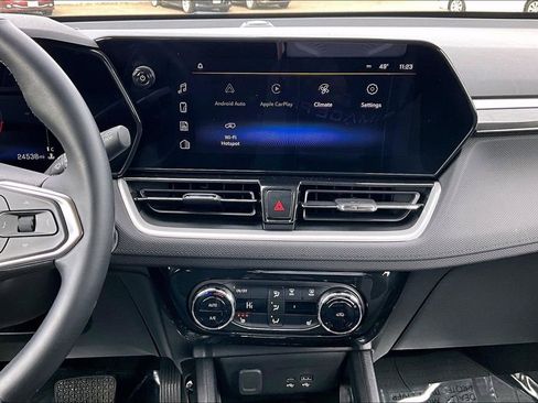 Used 2024 Chevrolet TrailBlazer LT w/ Convenience Package image 8