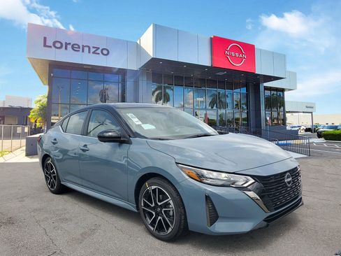 New 2025 Nissan Sentra SR w/ SR Premium Package image 3