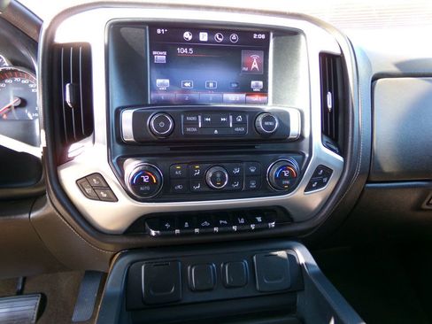 Used 2015 GMC Sierra 3500 SLT w/ Duramax Plus Package image 19