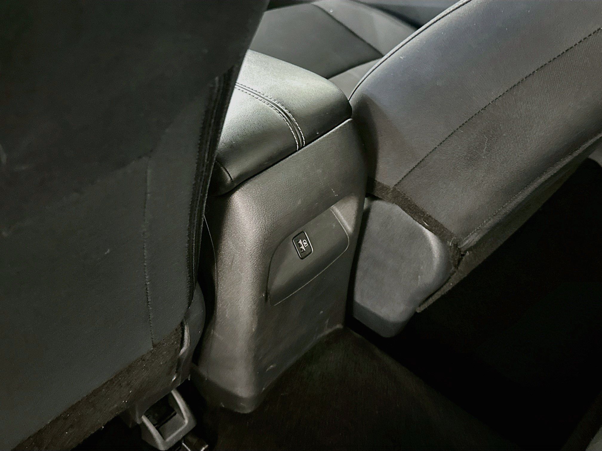 Used 2024 Nissan Sentra SV FWD image 27