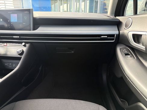 Used 2025 Hyundai Sonata SEL FWD image 32