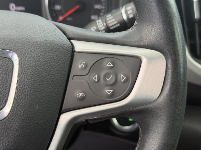 Used 2023 GMC Terrain SLT w/ Tech Package FWD image 29