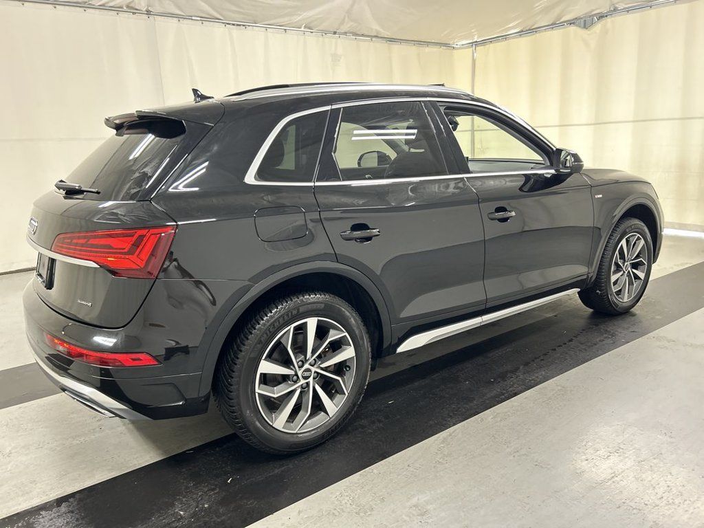Used 2023 Audi Q5 2.0T Premium w/ Convenience Package AWD/4WD image 2