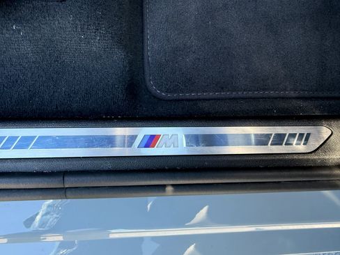 Used 2024 BMW X5 xDrive40i w/ M Sport Package image 12