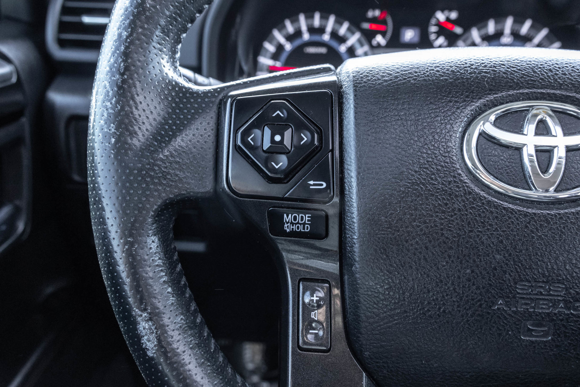 Used 2016 Toyota 4Runner Trail Premium AWD/4WD image 24
