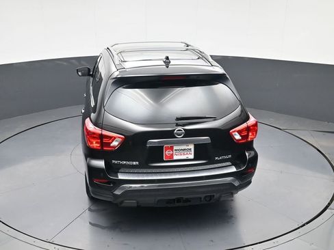 Used 2019 Nissan Pathfinder Platinum image 28