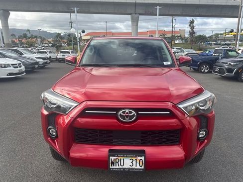 Used 2023 Toyota 4Runner SR5 image 5