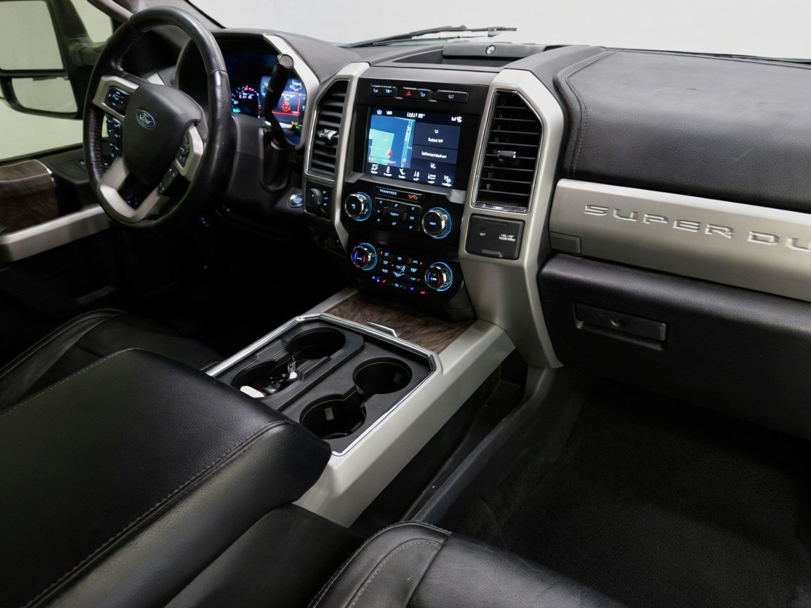 Used 2019 Ford F250 Lariat w/ Lariat Ultimate Package AWD/4WD image 12