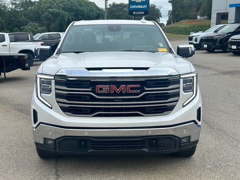 Used 2024 GMC Sierra 1500 SLT w/ SLT Premium Plus Package image 5