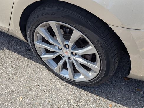 Used 2015 Cadillac XTS Luxury image 16