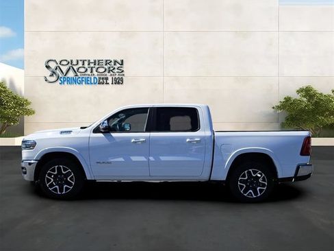 Used 2025 RAM 1500 Laramie AWD/4WD image 2