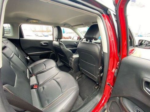 Used 2019 Jeep Compass Limited AWD/4WD image 32