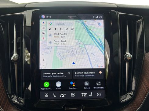 Used 2023 Volvo XC60 T8 Plus image 25