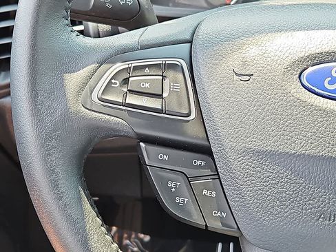 Used 2018 Ford EcoSport SE w/ SE Convenience Package FWD image 19