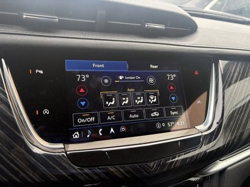 Certified 2025 Cadillac XT6 Premium Luxury image 24